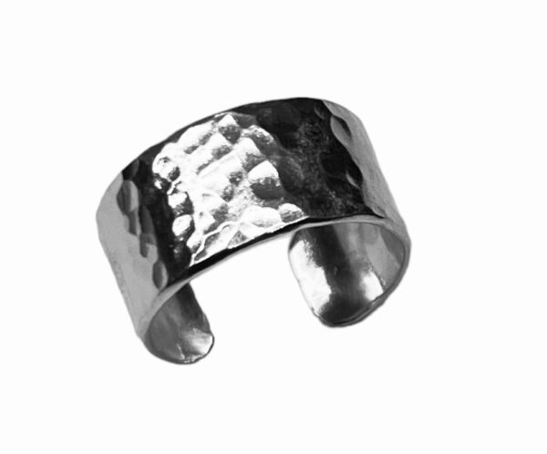 CHUNKY HAMMERED RING