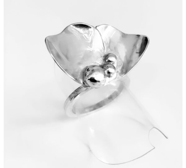 BABYLON FLOWER RING