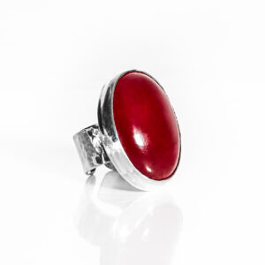 Custom made röd agat ring